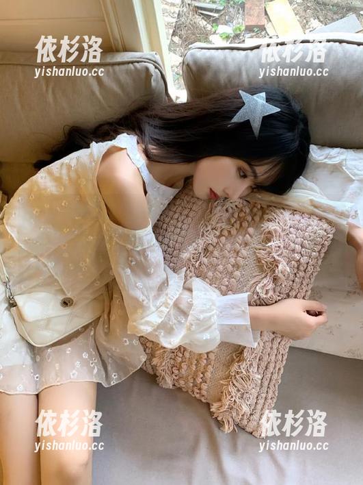FAIRY CLUB妖精社-Tina FAIRY CLUB妖精社 - 跟随Tina姐姐的步伐,每次美图更新都是一次新的惊喜与感动!